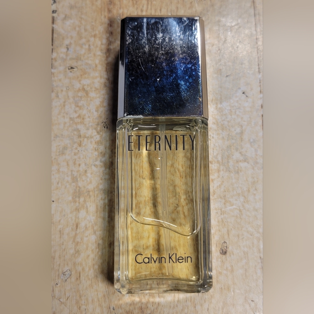 Calvin Klein Eternity  Eau De Parfum Spray 15ml 95% Full